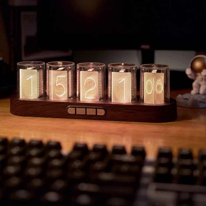 LEDニキシー管時計 RGBゲーミングデスクトップテックデコ - Office Tech Setup のレビューと価格