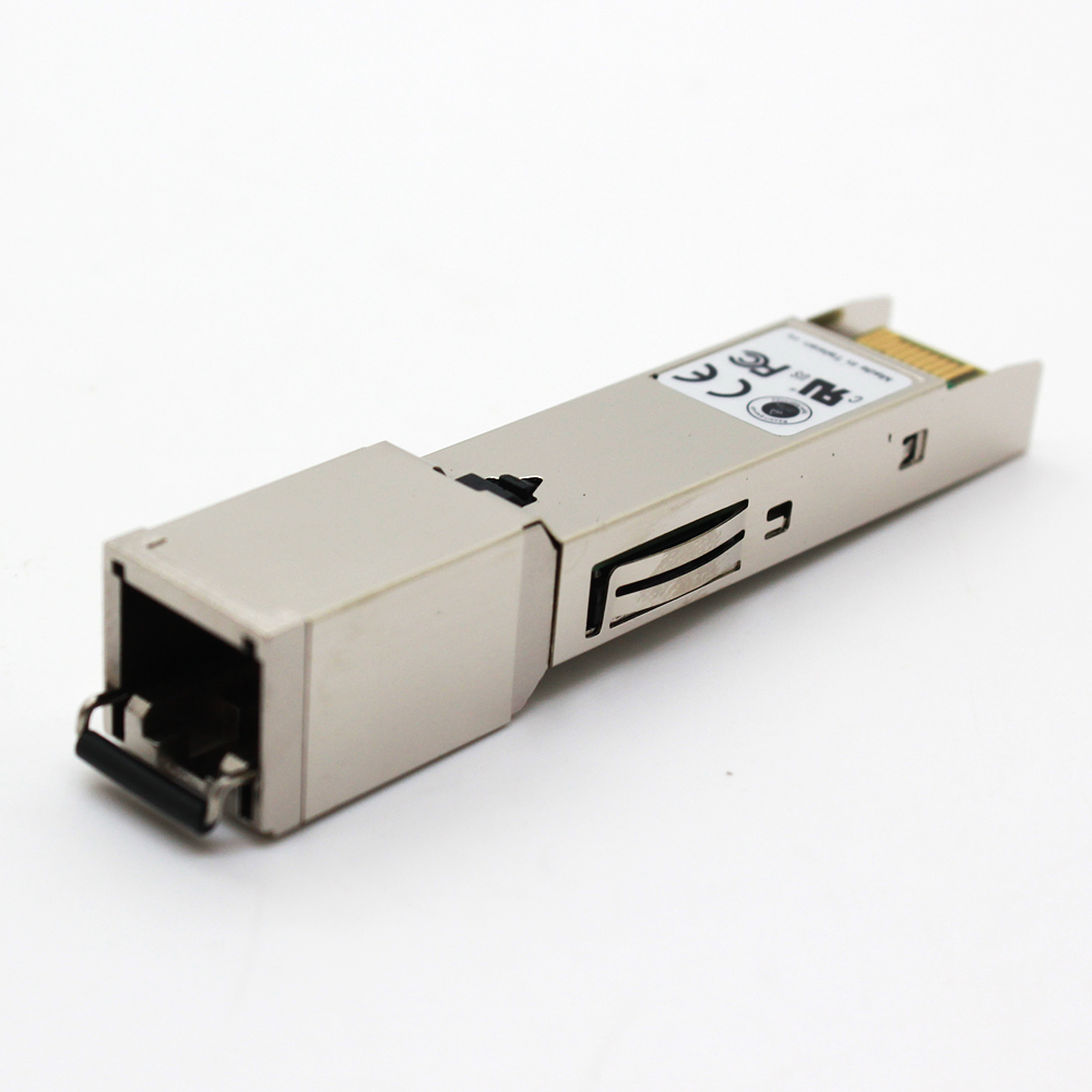 デルタ LCP-1250RJ3SR-S 10/100/100 - Power Over Ethernet のレビューと価格